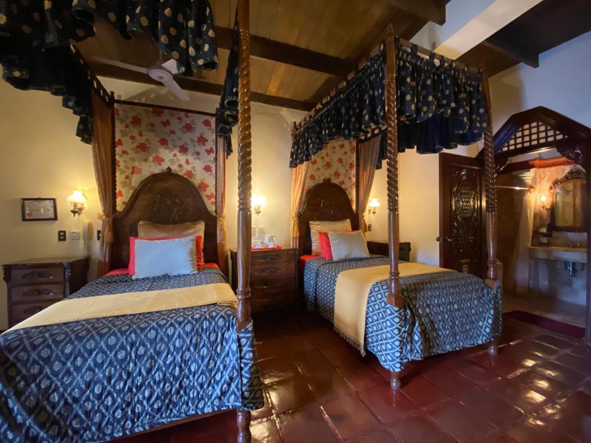 Tropicana Castle Dive Resort Powered By Cocotel Puerto Galera Exterior foto